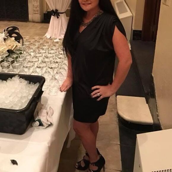 Go International Little Black Shift Dress. Size Medium - Picture 9 of 10